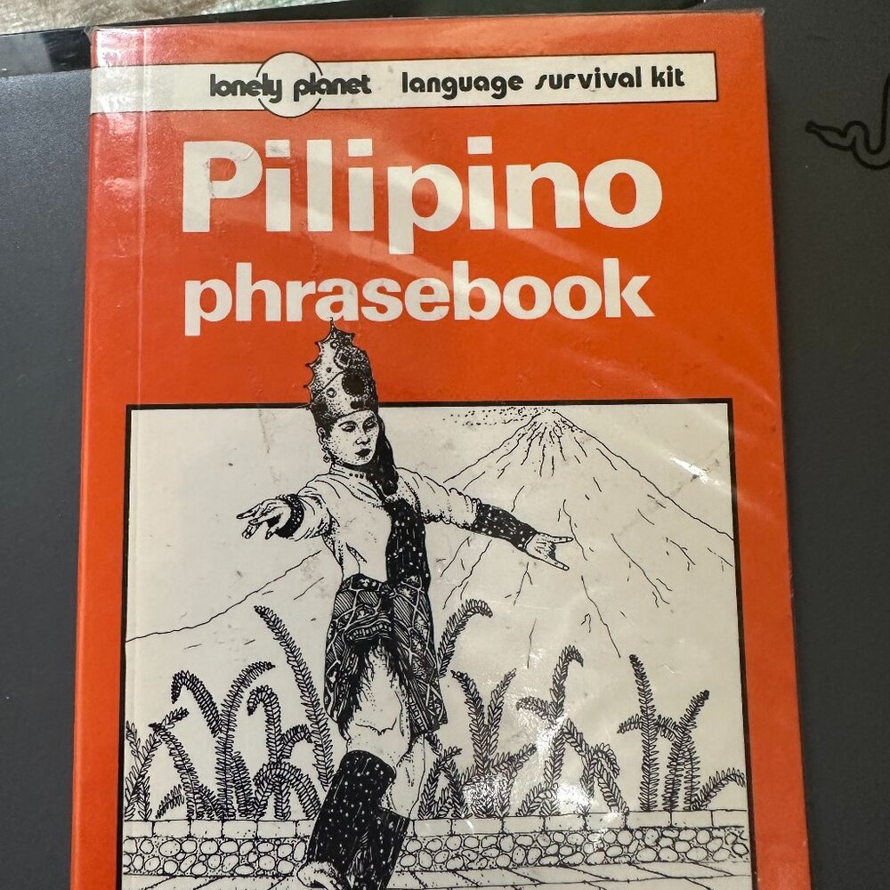 New Pilipino Tagalog Phrasebook Lonely Planet Language Survival Kit 1988  Trade